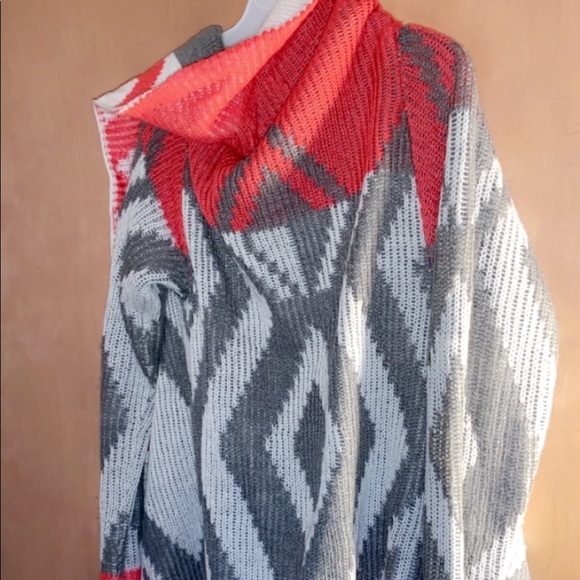 Wet seal red and grey sweater‼️ - Picture 2 of 2